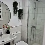 Oasis En كوراليهو